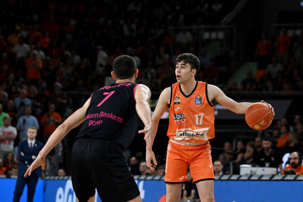 着这些球员 着这些球员