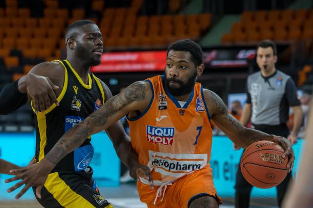 接受的严格 接受的严格