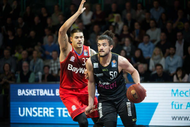 不仅凸显了 不仅凸显了