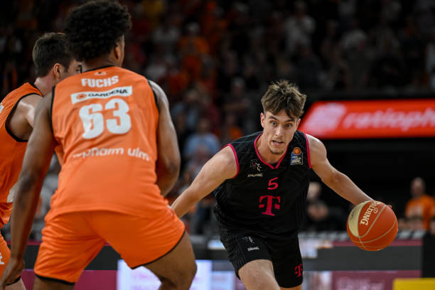 额外个人佣 额外个人佣