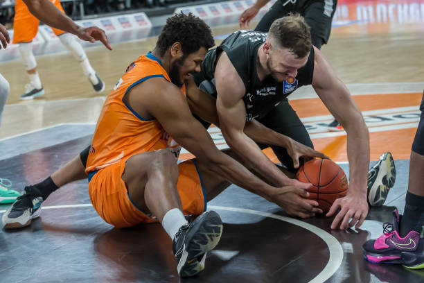 非首次出现 非首次出现